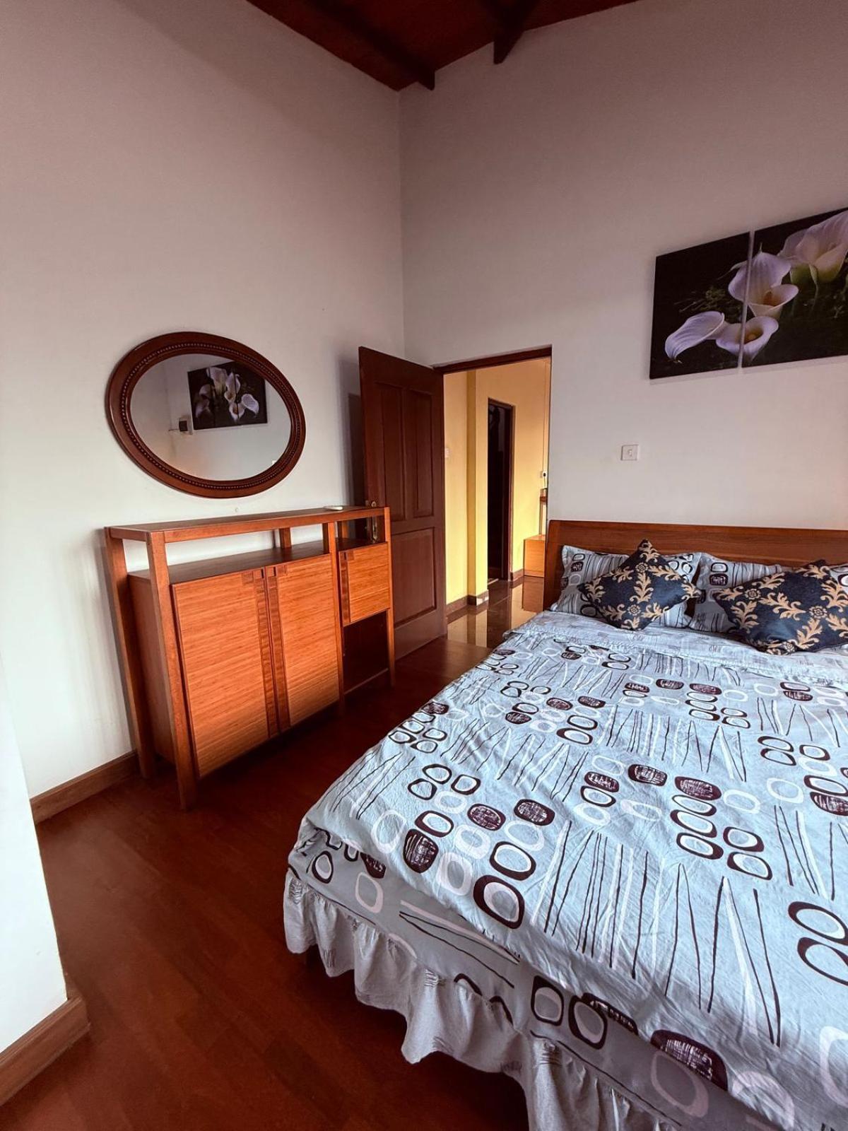 Resident View Homestay Kandy Exterior photo